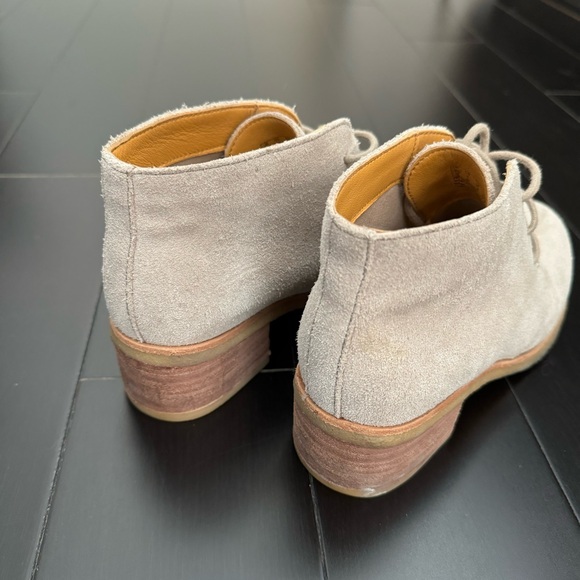 Clarks Originals Heeled Boots US6 - Picture 3 of 5